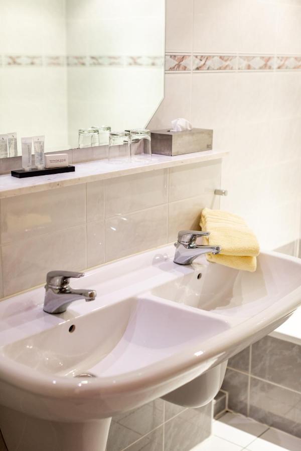 Hotel & Restaurant Lengefelder Warte Anrode エクステリア 写真